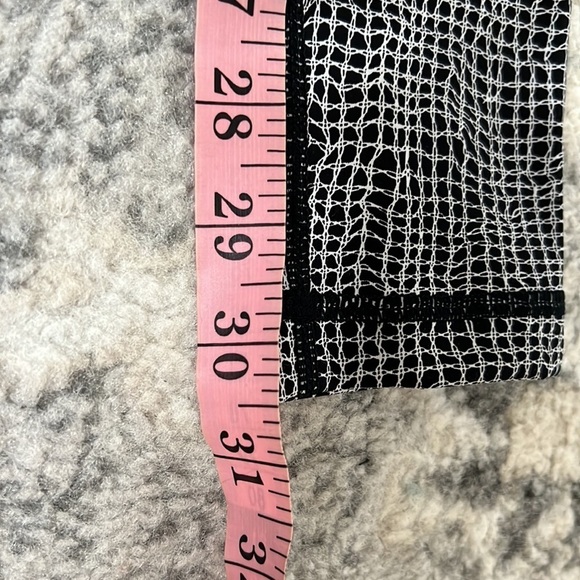 Lululemon Wunder Under Leggings - Picture 9 of 11